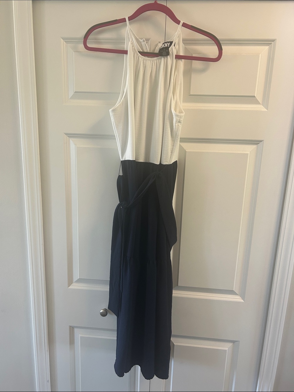 DKNY White & Navy Sleeveless Halter Midi Dress - size 8